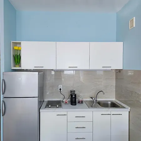 Al Mana * סקופיה