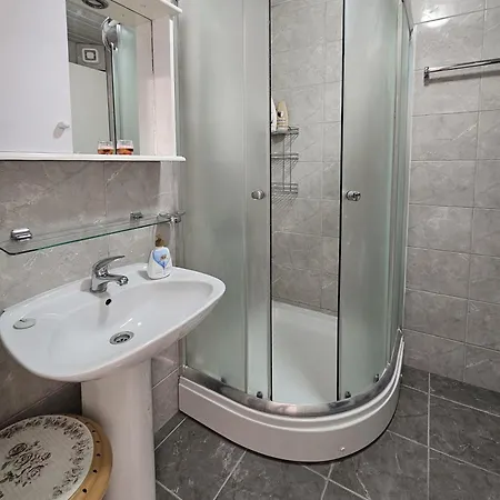 Al Mana * סקופיה